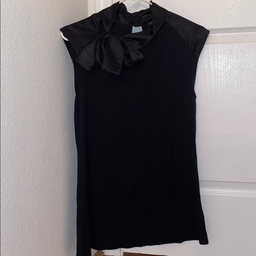 Black short sleeve dress